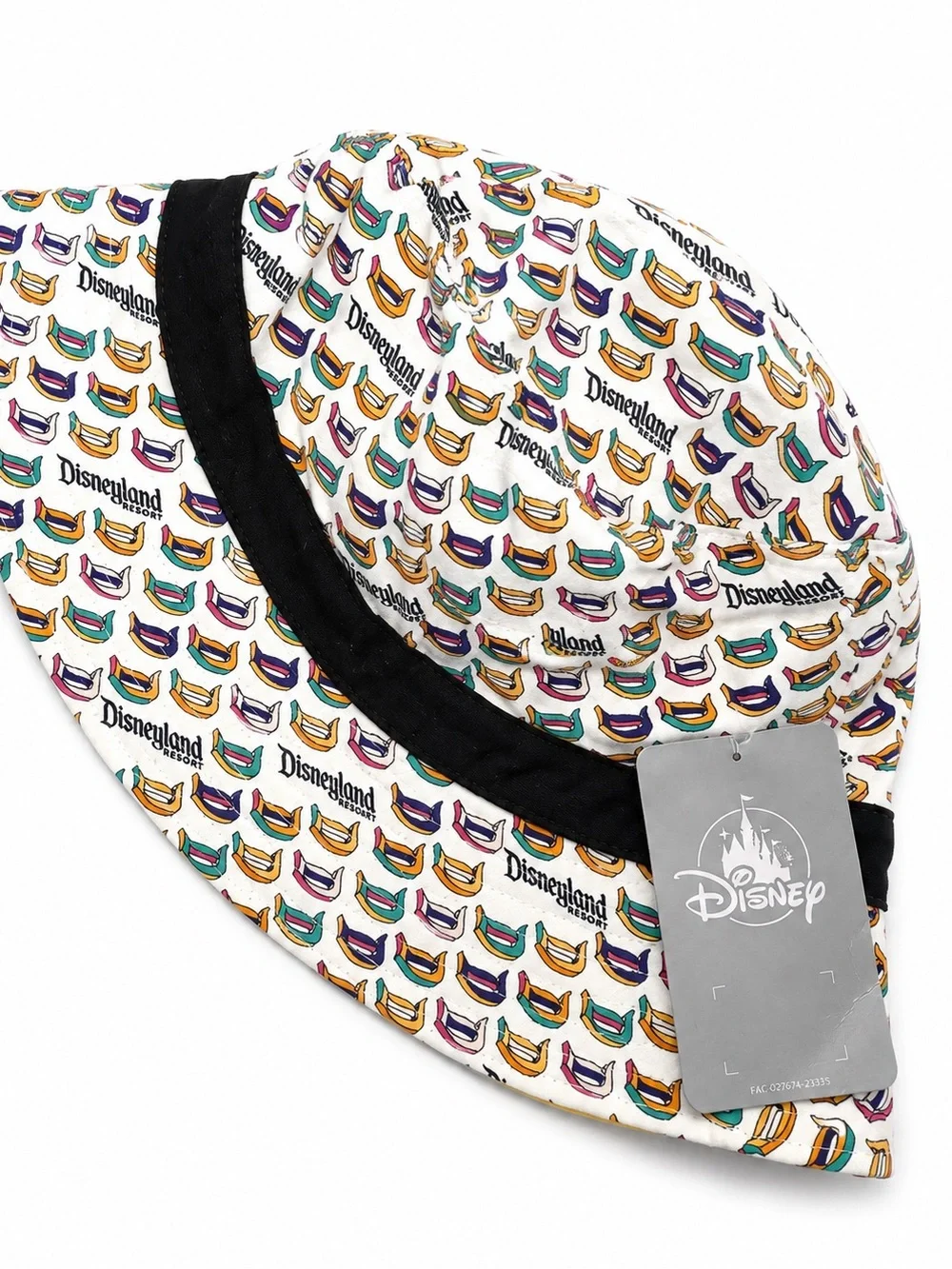 Disneyland Resort Multicolor Allover Print Bucket Hat – New With Tags